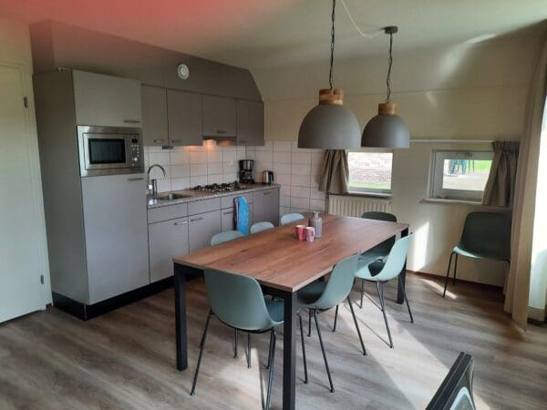 4-Persoons Vakantiehuis (C4) in Assen Drenthe - Afbeelding 6