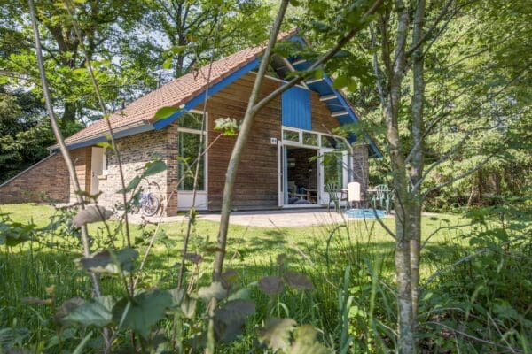 5-Persoons Luxe Vakantiehuis (A Luxe) in Assen Drenthe - rentatentnederland.nl