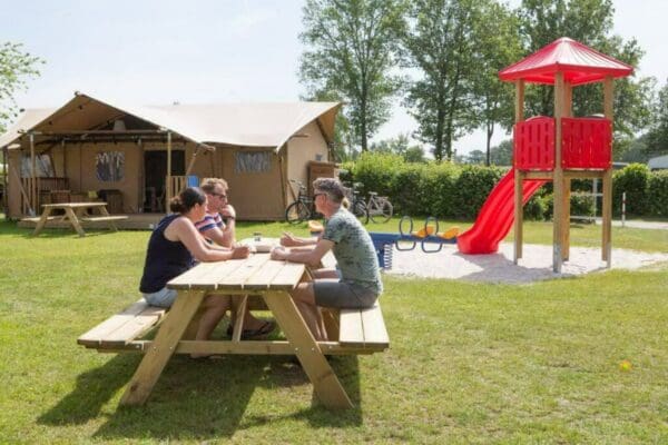 Safaritent de luxe in Rheeze Nederland - Afbeelding 2