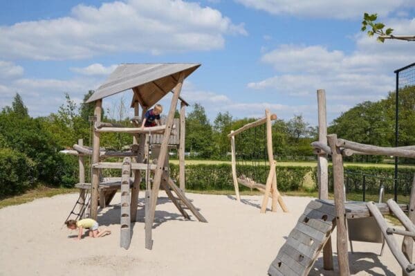 Strandchalet met hottub in Rheeze Nederland - Afbeelding 4