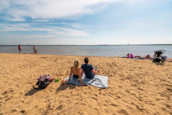 EuroParcs Resort Poort van Zeeland in Hellevoetsluis Zuid-Holland - Afbeelding 3