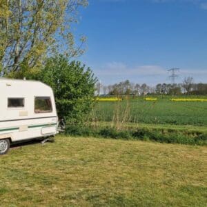 Minicamping de Pelikaan onder de Walnoot. Klundert