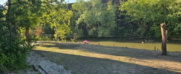 Twee campeerplekken in hartje utrecht bij idyllische boerderij. Utrecht