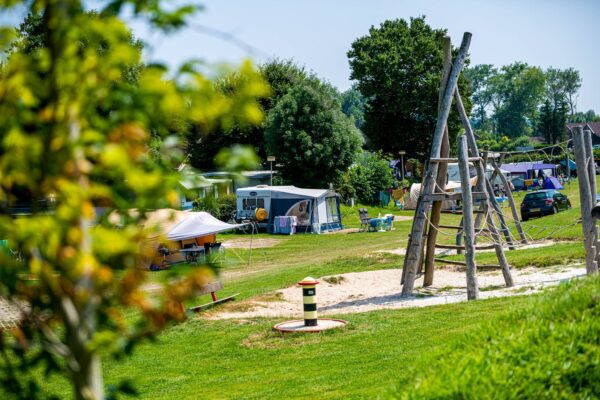 Camping Vinkenhof/Keutenberg in Schin op Geul Limburg - Afbeelding 3