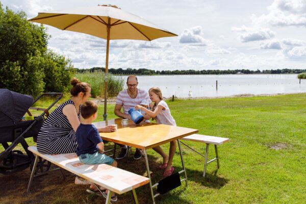 RCN Zeewolde in YES true - rentatentnederland.nl