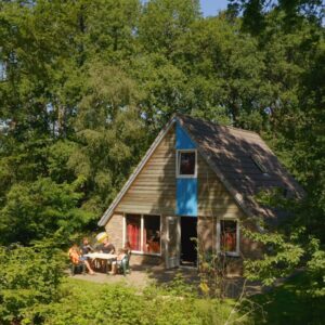 6-Persoons Vakantiehuis (C6) in Assen Drenthe - rentatentnederland.nl