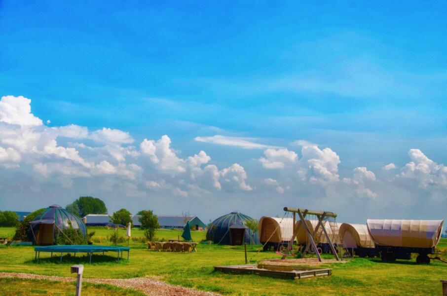 Bijzonder overnachten in stro