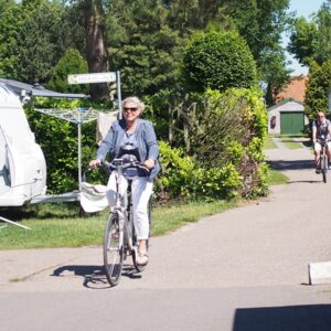 Camping Liesbos in YES true - rentatentnederland.nl