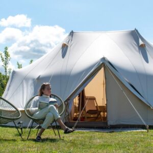 Compleet ingerichte tent op unieke locatie in Zwolle. Zwolle