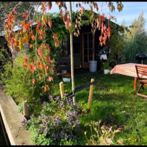 Glamping op privéeilandje met boot en hottub. Vinkeveen