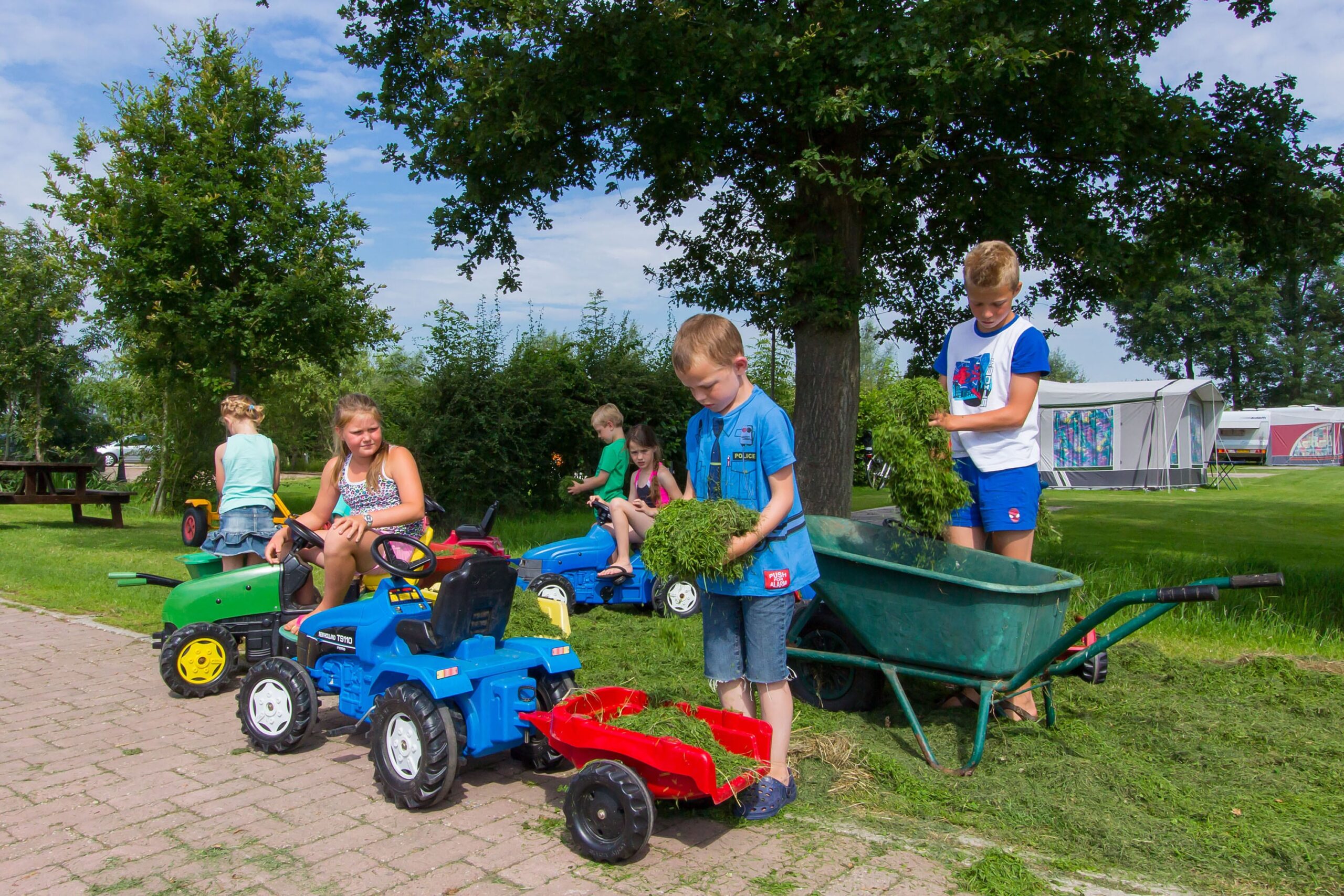 Recreatie- & Hertenboerderij De Weerd in Nijbroek Gelderland - Afbeelding 2