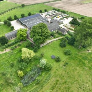 Rustige kampeerplek op natuurboerderij in Herwen. Herwen