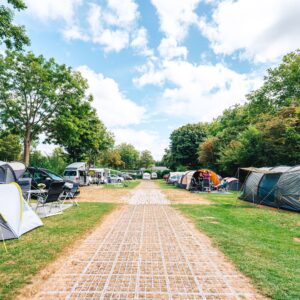 Vakantiepark Delftse Hout in YES true - rentatentnederland.nl