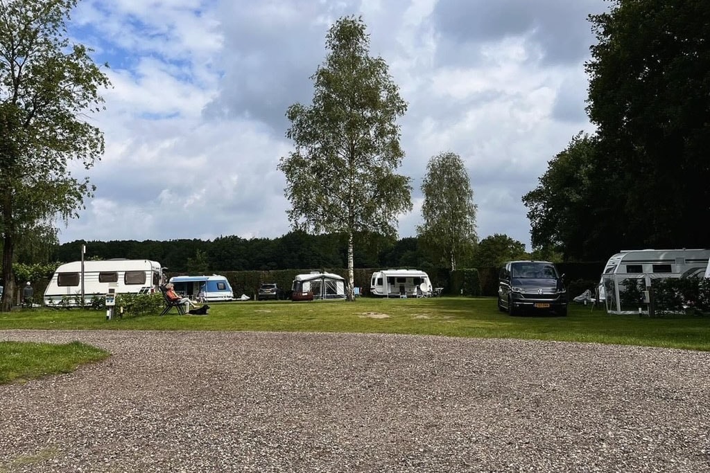 Camping Halve Maan in YES true - rentatentnederland.nl