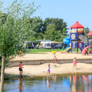 't Akkertien in Vollenhove Overijssel - rentatentnederland.nl