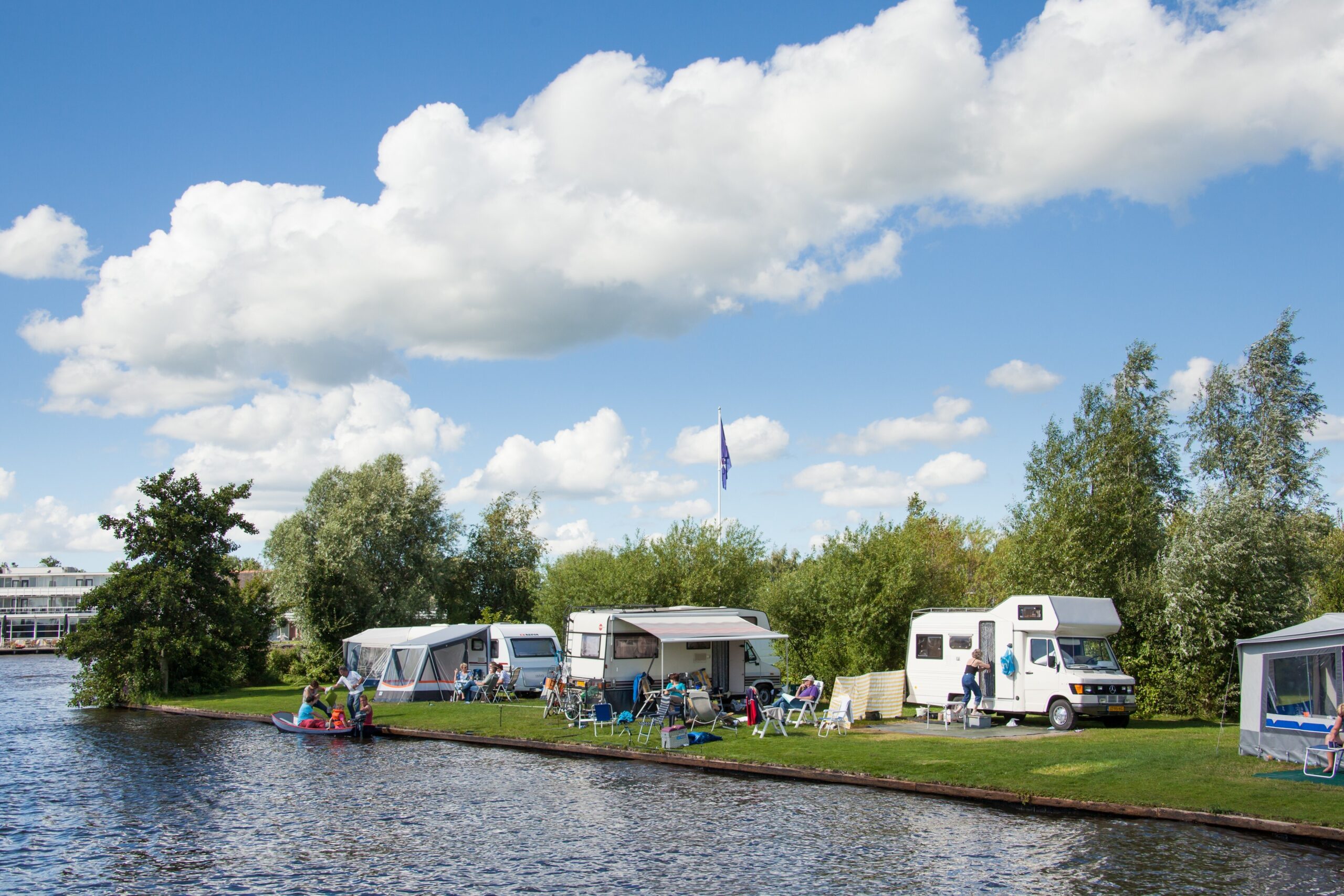 It Wiid in Earnewâld Friesland - rentatentnederland.nl