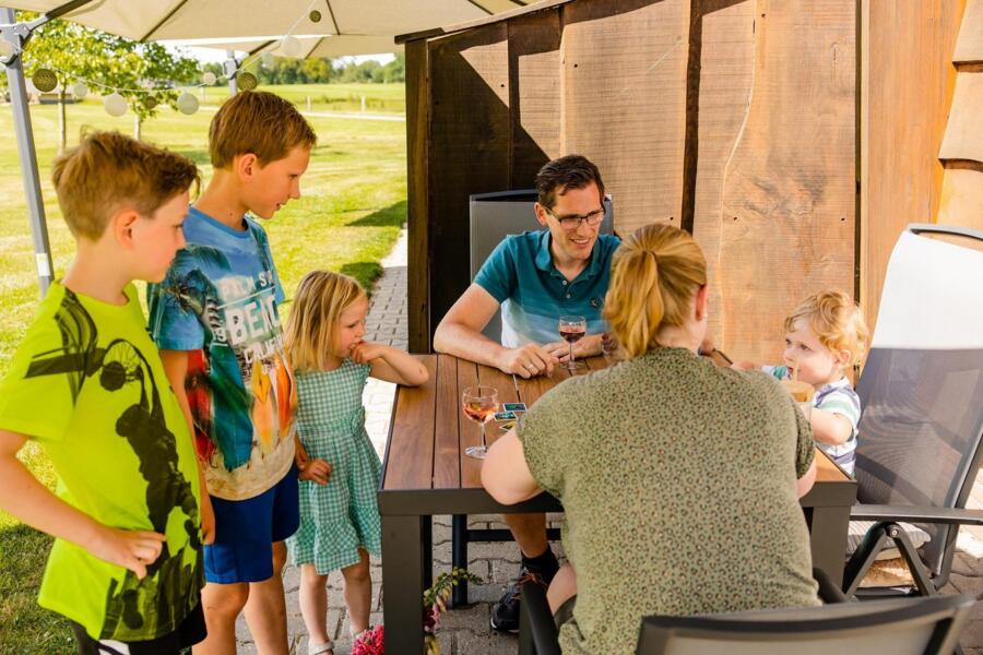 Boerencamping met uitzicht op de Lemelerberg