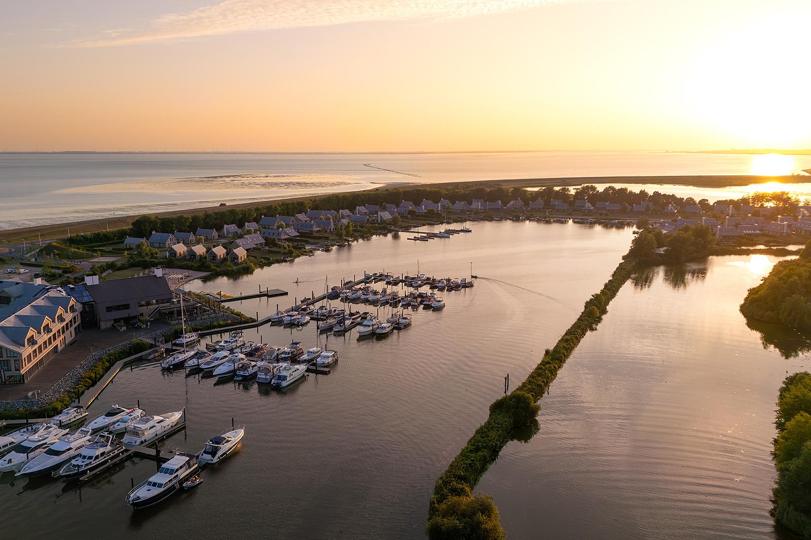 Villa Oesterdam Comfort | 6 personen in Tholen Zeeland - Afbeelding 25