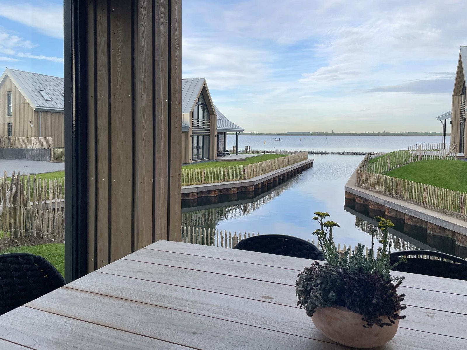 Villa Oesterdam Royal | 2+2 personen in Tholen Zeeland - Afbeelding 8